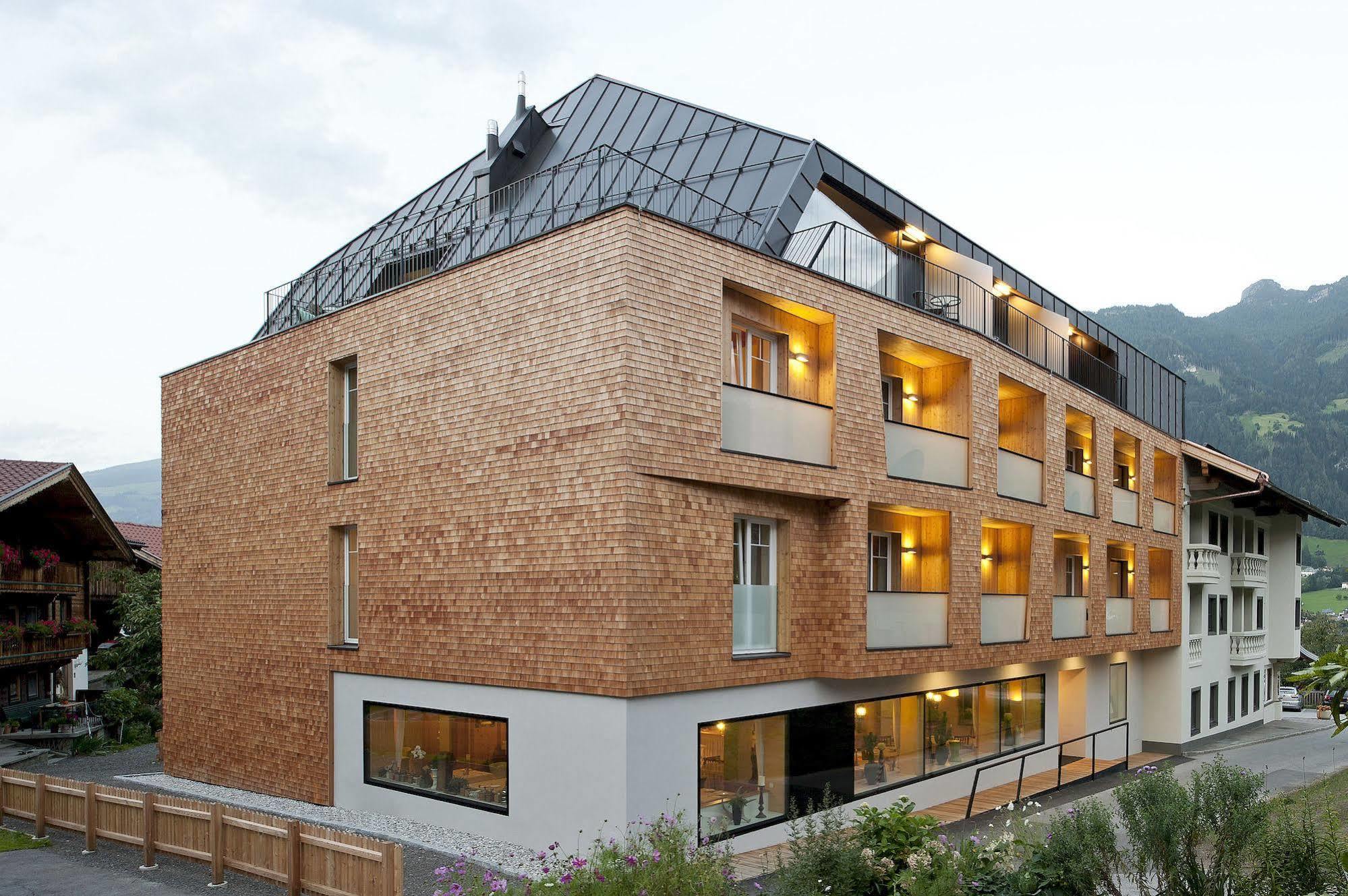 Hotel Derneuwirt Hippach Exteriér fotografie